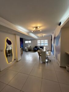 Coworking para manicures em Farroupilha: como trabalhar em um espaço profissional pode transformar sua carreira