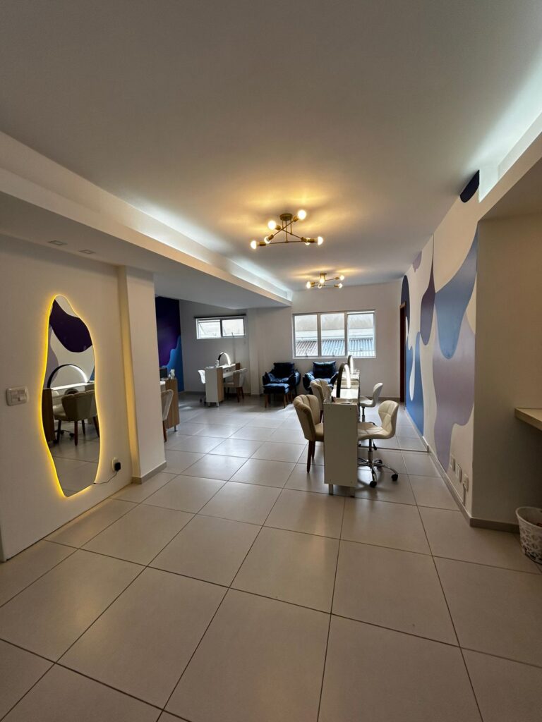 Coworking para manicures em Farroupilha: como trabalhar em um espaço profissional pode transformar sua carreira