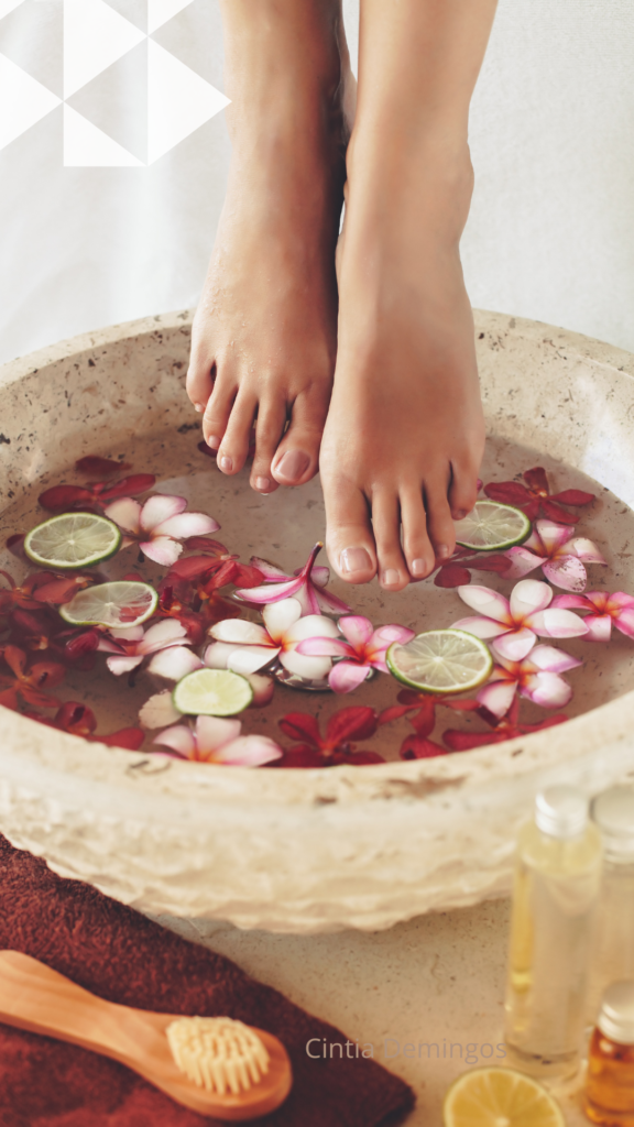 Escalda-pés com aromaterapia: benefícios e como fazer um momento de autocuidado